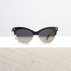 French Séduction – Holzsonnenbrille für Damen