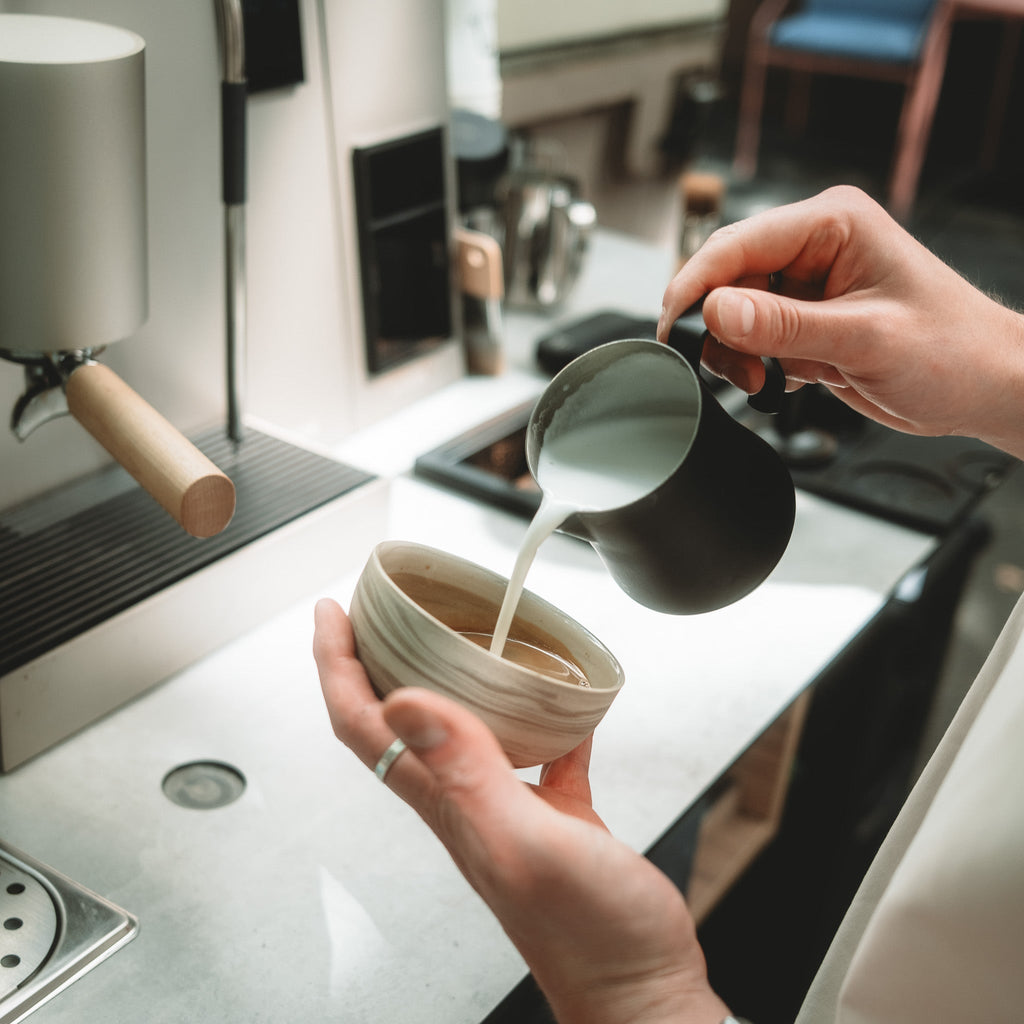 Cappuccino Cup KUMO mixed clay